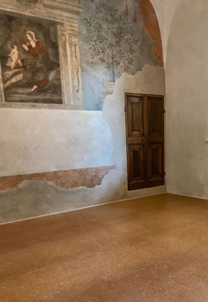 pavimento classico alla veneziana in sala museale - edificio pubblico